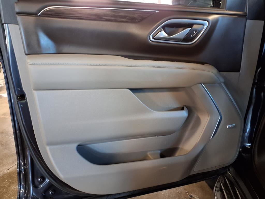 Used 2023 Chevrolet Tahoe LT image 8