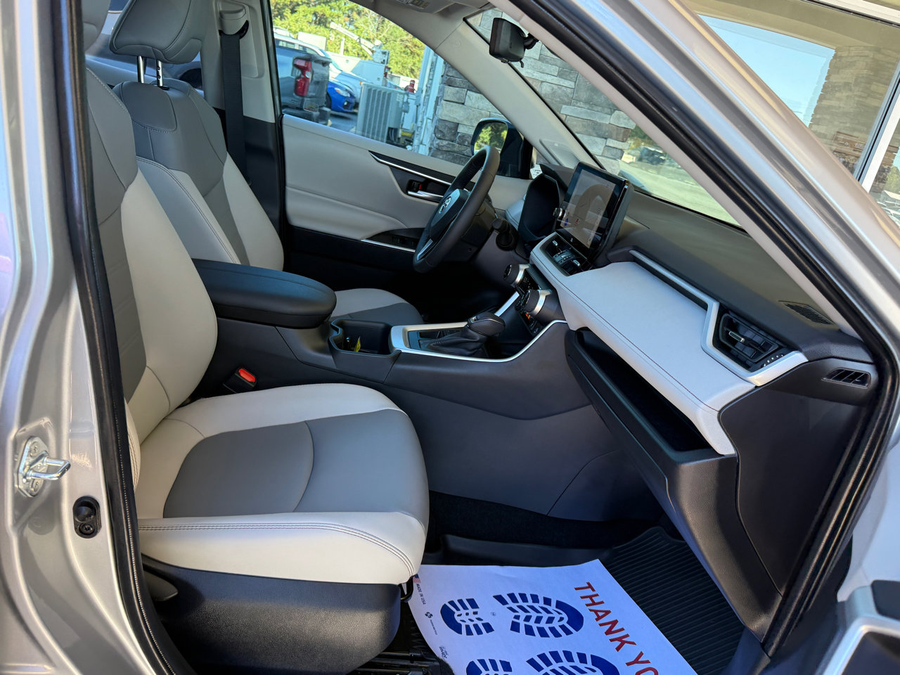 Used 2025 Toyota RAV4 XLE Premium w/ Weather Package image 15