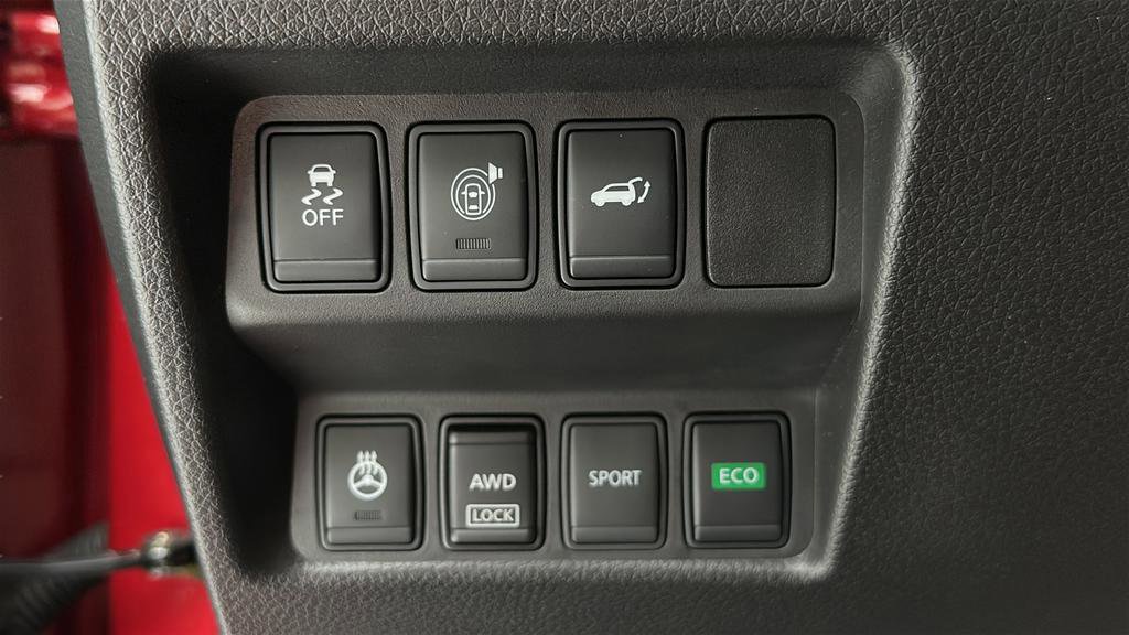 Used 2017 Nissan Rogue SL AWD/4WD image 24