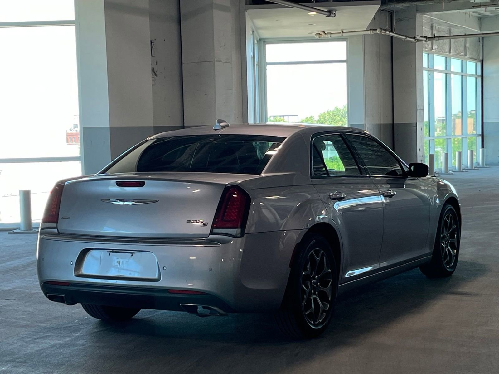 Used 2016 Chrysler 300 S w/ 300S Premium Group AWD/4WD image 10