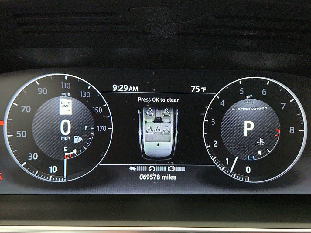 Used 2017 Land Rover Range Rover Supercharged AWD/4WD image 14