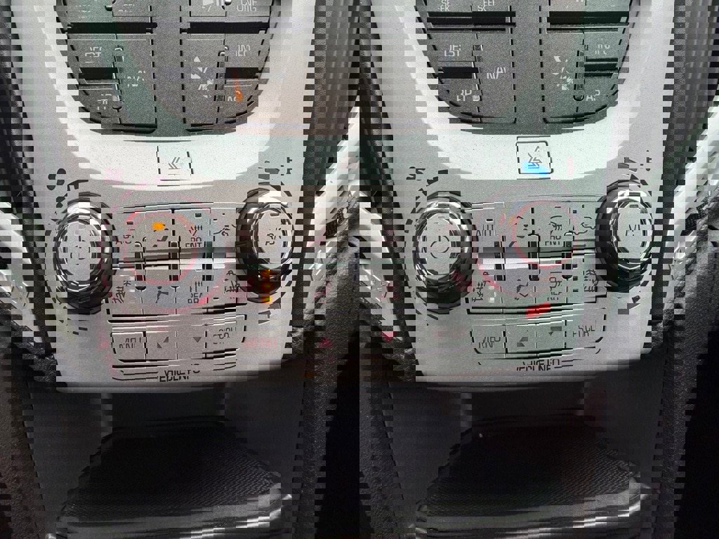 Used 2017 GMC Terrain SLT w/ Open Road Package image 21