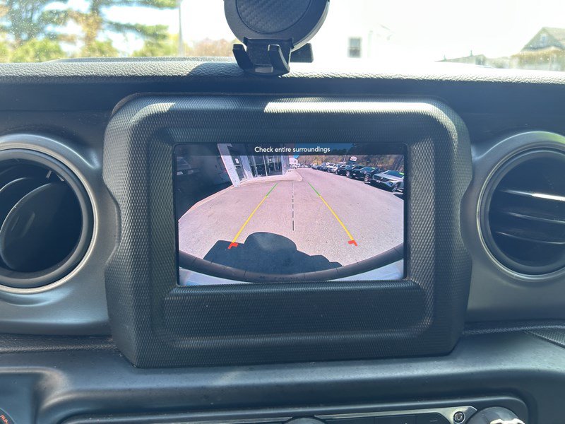 Used 2022 Jeep Wrangler Unlimited Sport AWD/4WD image 15