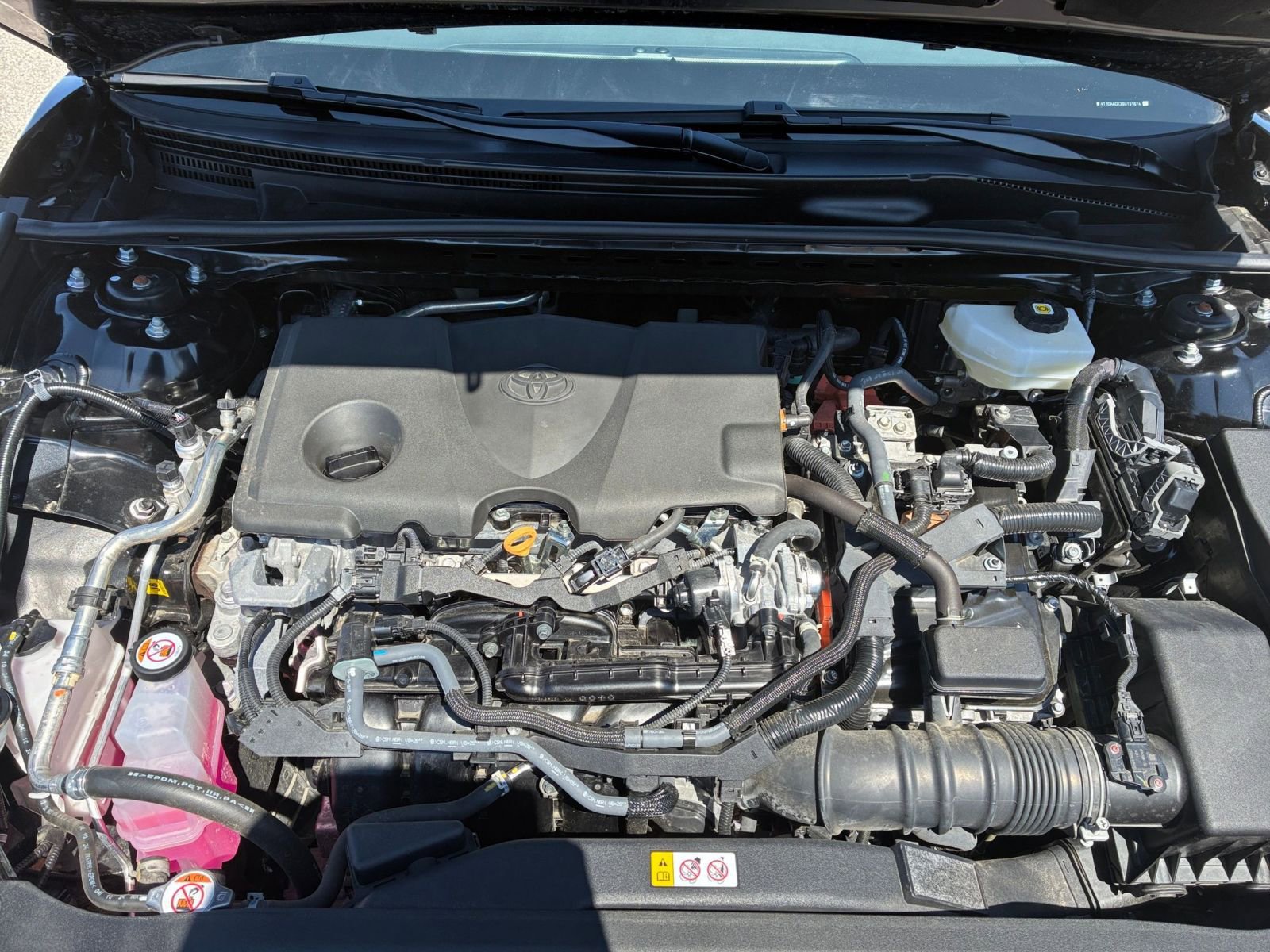 Used 2025 Toyota Camry LE image 27