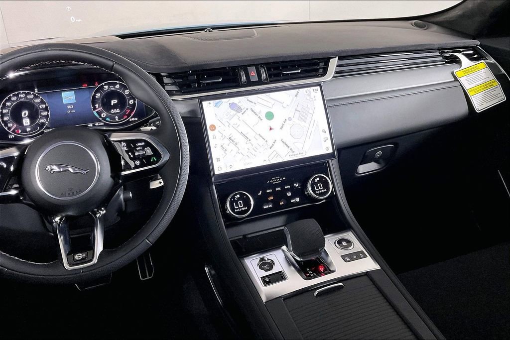 New 2026 Jaguar F-PACE SVR AWD/4WD image 5