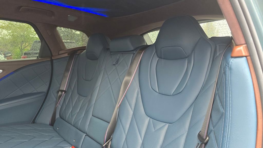 Used 2023 BMW XM AWD/4WD image 53