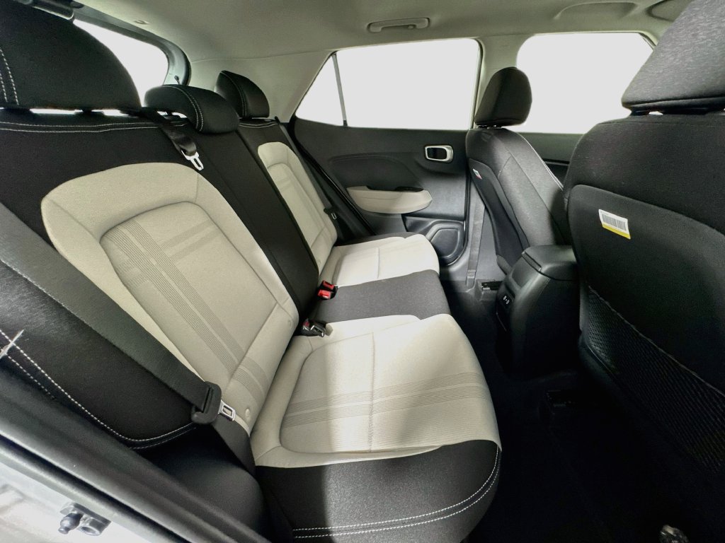 New 2026 Hyundai Venue SEL FWD image 28