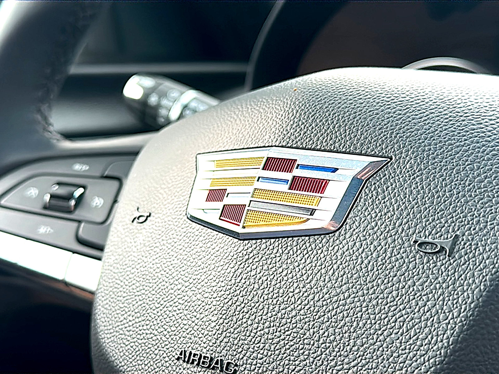 Used 2024 Cadillac CT4 Luxury w/ Cold Weather Package RWD image 31