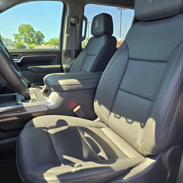 Used 2025 Chevrolet Silverado 2500 LT w/ Trail Boss Package AWD/4WD image 15