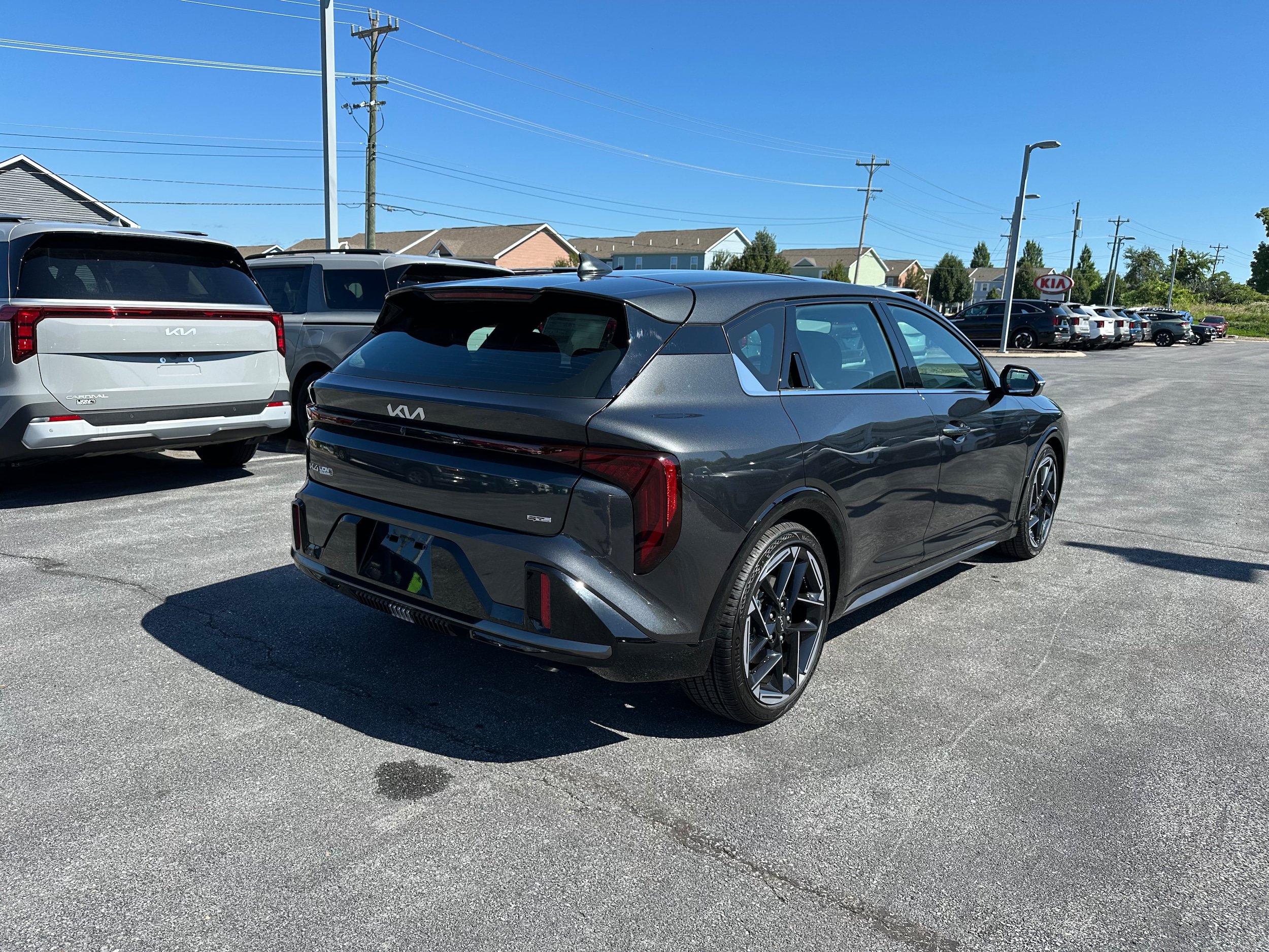 New 2026 Kia K4 GT-Line w/ GT-Line Premium Package FWD image 5