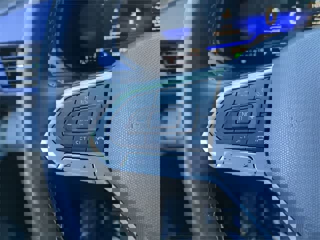 Used 2022 Volkswagen Taos SE image 24