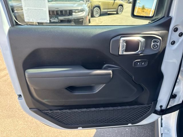 New 2026 Jeep Gladiator Overland AWD/4WD image 10