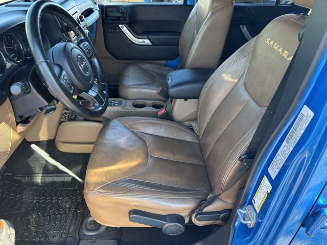 Used 2015 Jeep Wrangler Unlimited Sahara w/ Connectivity Group AWD/4WD image 10