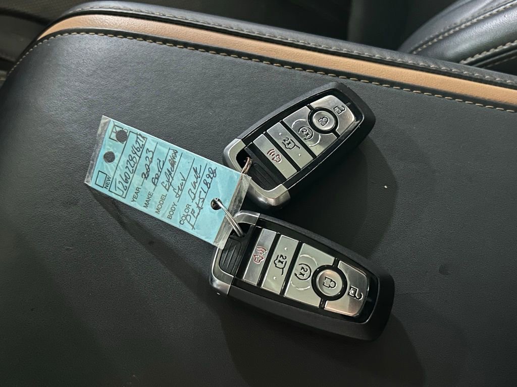 Used 2023 Ford Expedition Max Platinum image 64