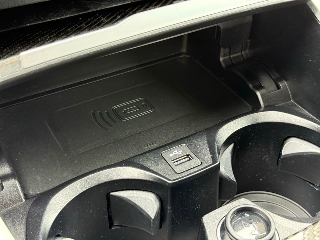 Used 2025 BMW M4 xDrive Competition w/ Executive Package image 32