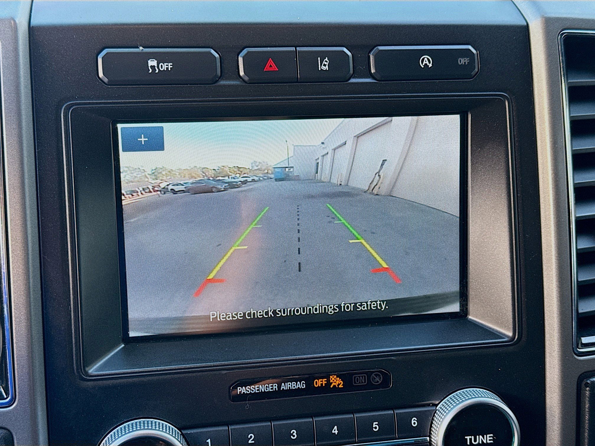 Used 2018 Ford Expedition Max XLT w/ Equipment Group 202A image 12