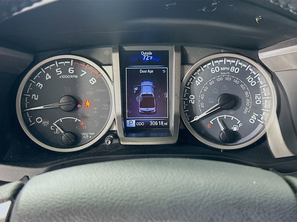 Used 2018 Toyota Tacoma SR5 image 24