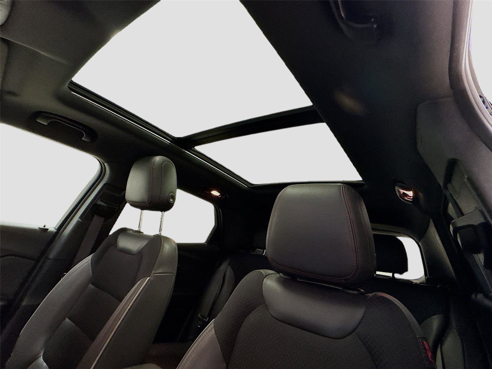 Used 2021 Chevrolet TrailBlazer RS w/ Sun and Liftgate Package image 21