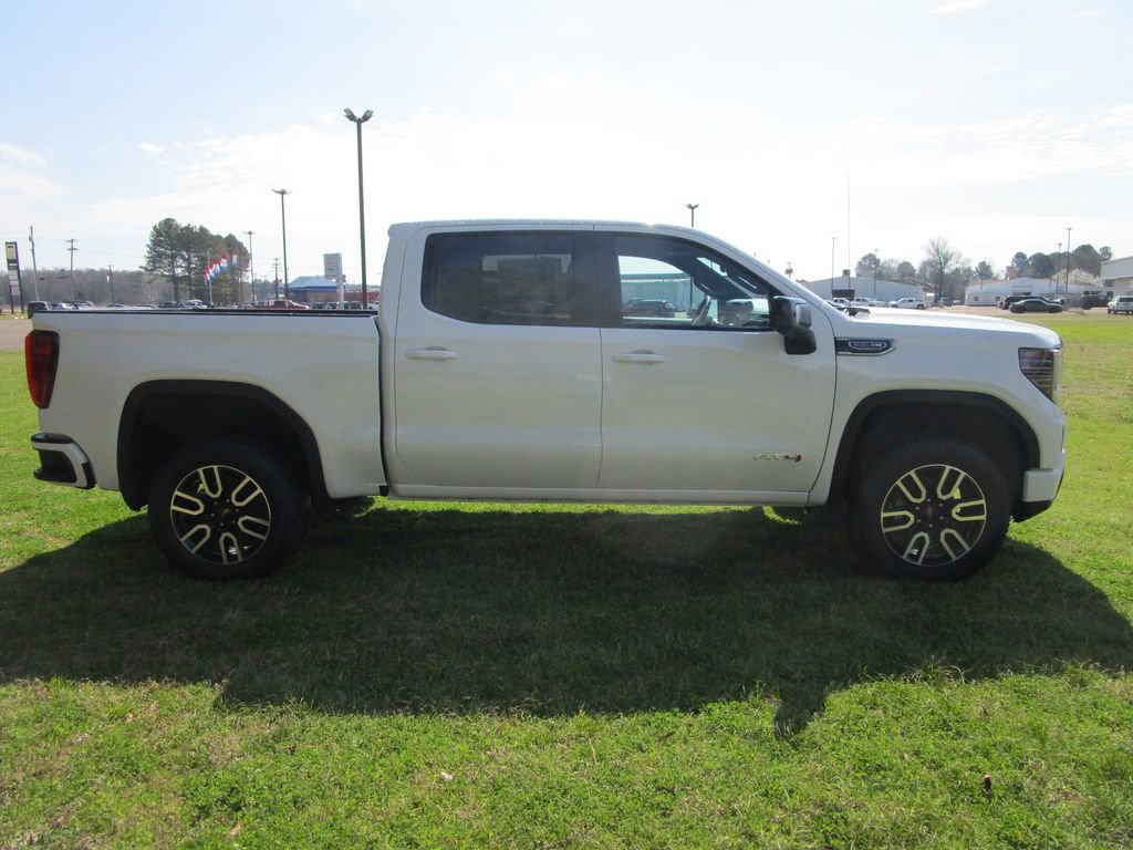 New 2026 GMC Sierra 1500 AT4 w/ Technology Package image 6