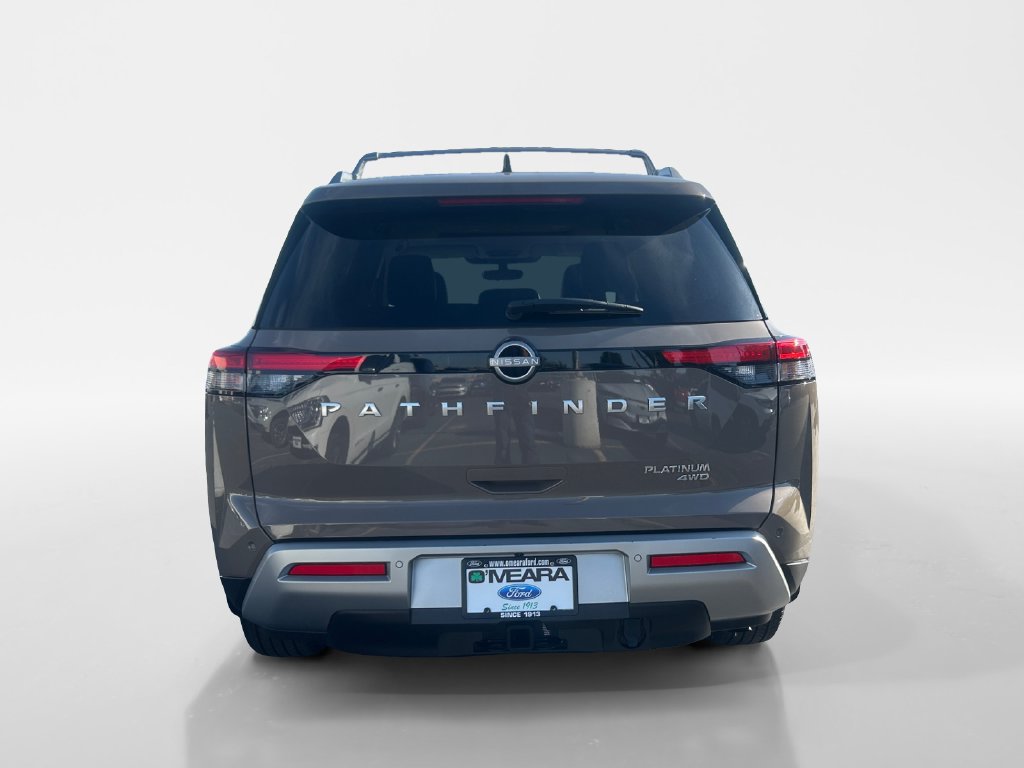 Used 2024 Nissan Pathfinder Platinum w/ Cargo Package AWD/4WD image 5