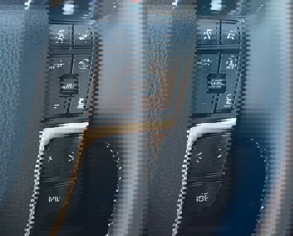 Used 2025 Toyota Crown Platinum image 11