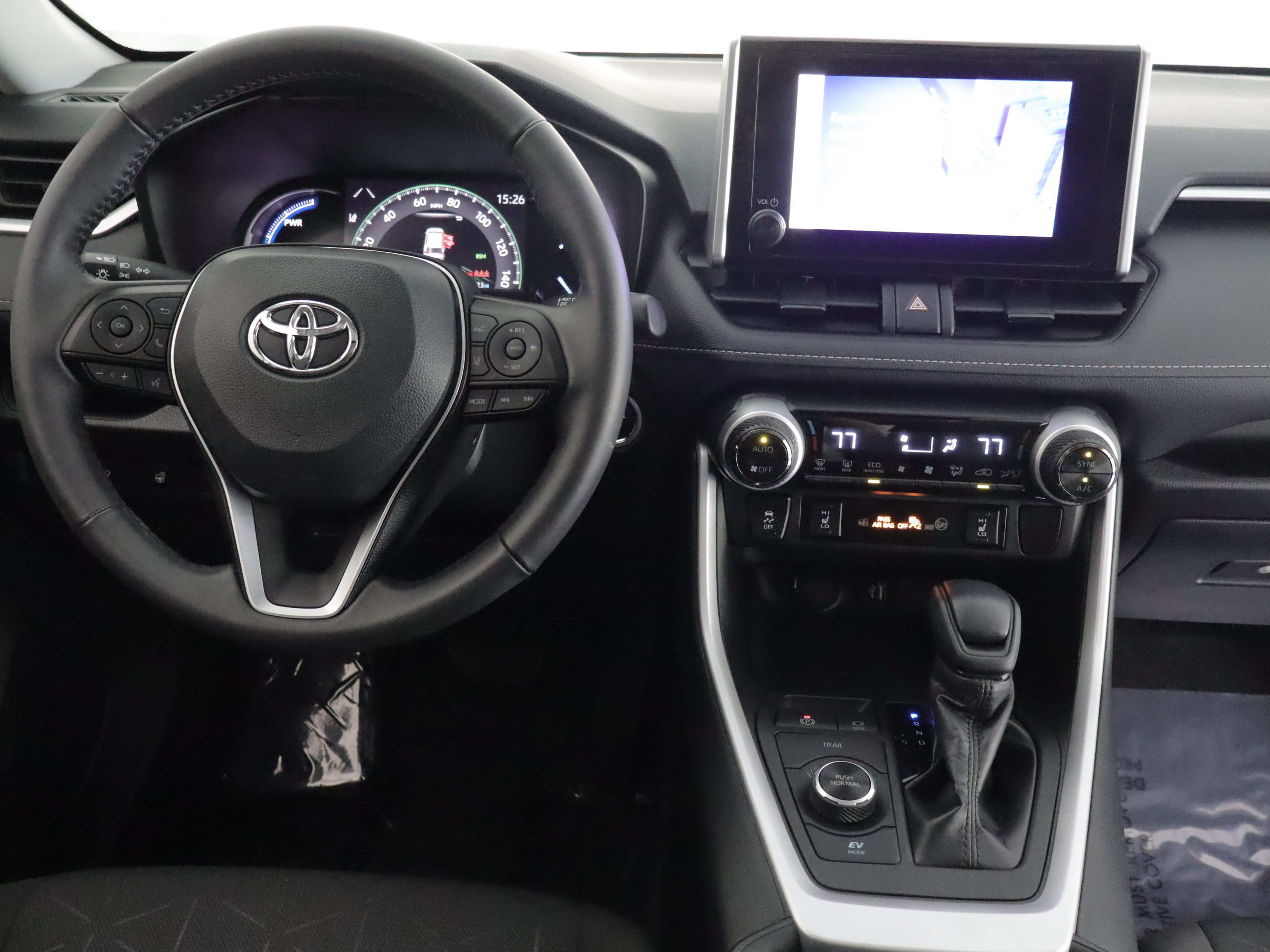 Used 2024 Toyota RAV4 XLE w/ Convenience Package AWD/4WD image 2