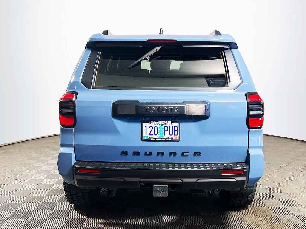 Certified 2025 Toyota 4Runner SR5 AWD/4WD image 7