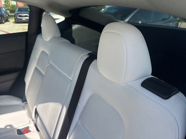 Used 2022 Tesla Model Y Performance AWD/4WD image 8