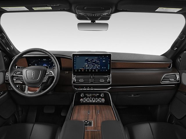 Used 2022 Lincoln Navigator L Reserve w/ Equipment Group 201A image 3