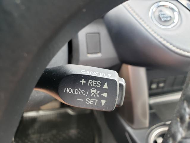 Used 2018 Toyota RAV4 XLE w/ Plus Extra Value Package AWD/4WD image 25