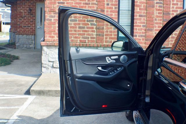 Used 2017 Mercedes-Benz GLC 300 4MATIC image 16