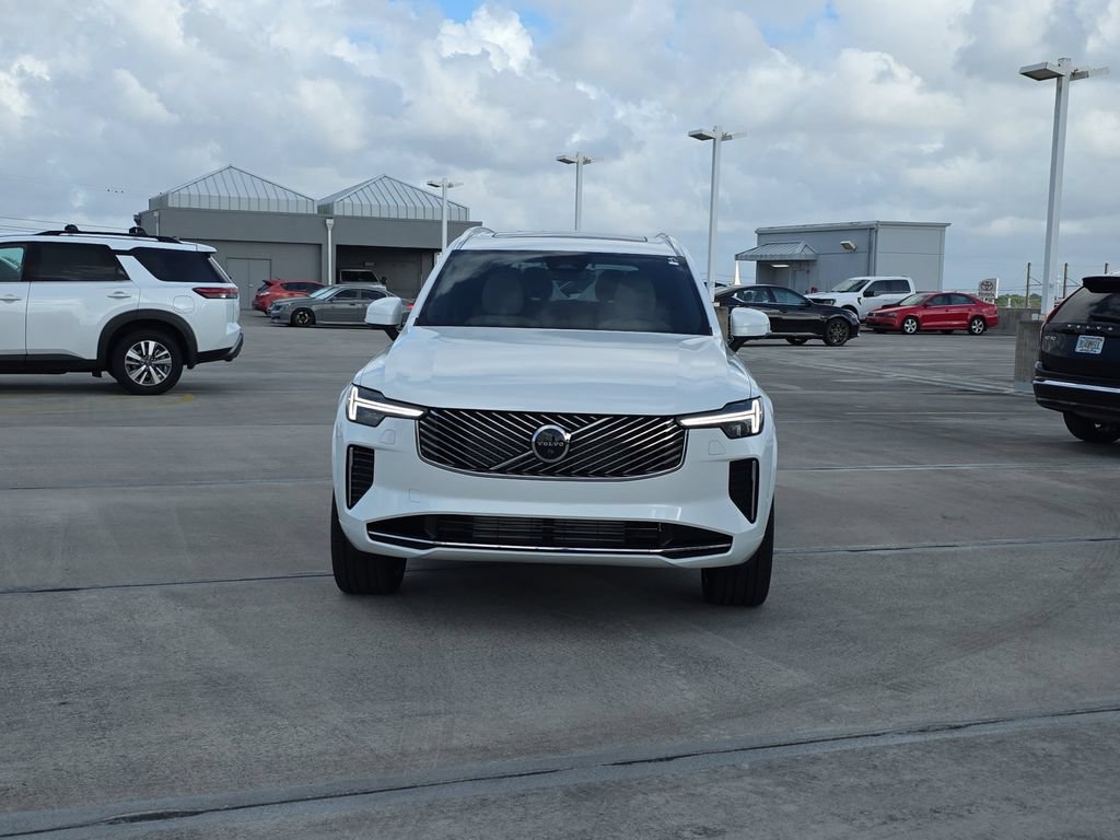 New 2026 Volvo XC90 T8 Plus w/ Protection Package Premier AWD/4WD image 2