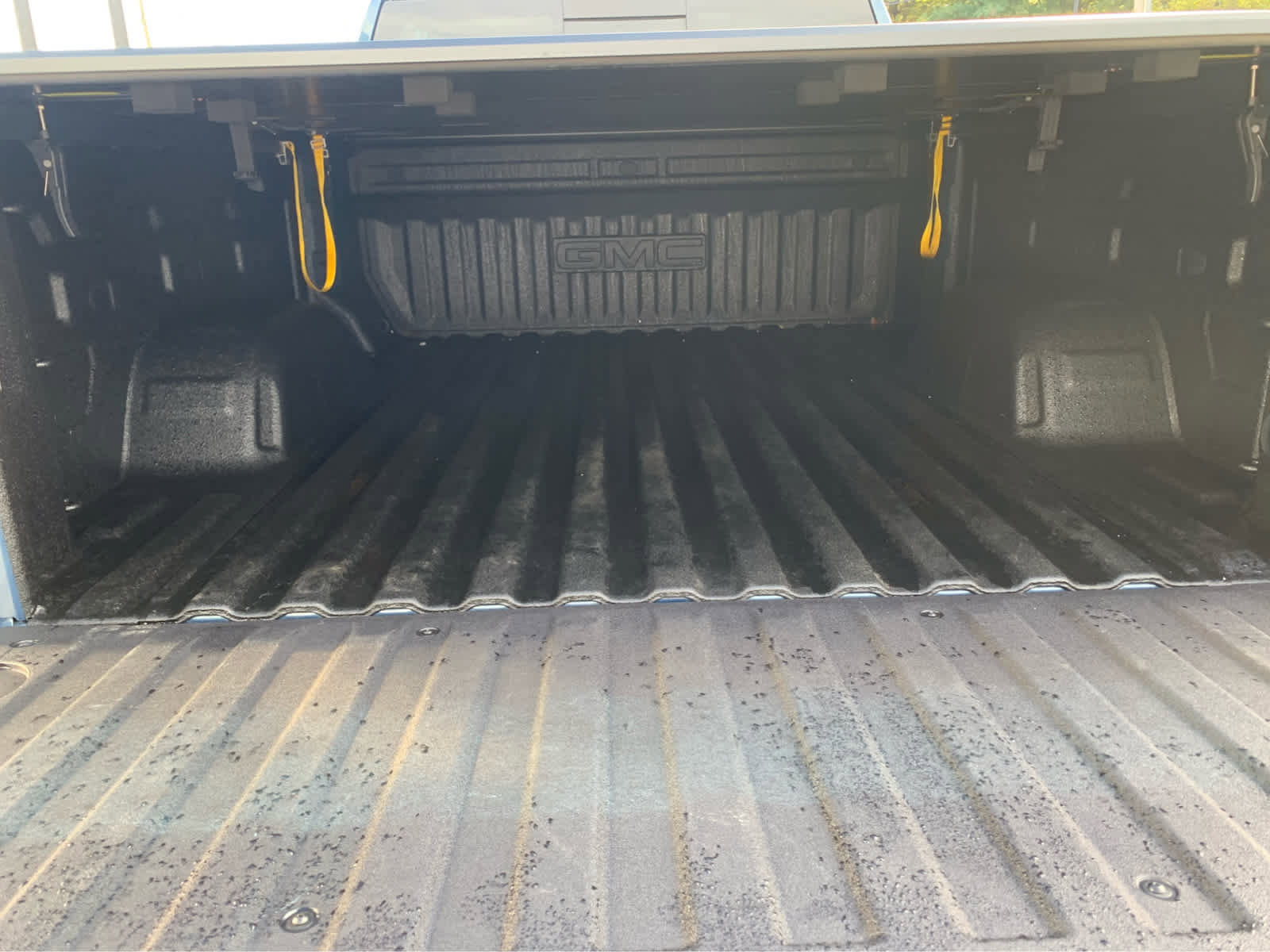 Used 2025 GMC Sierra 1500 Elevation w/ Preferred Package image 5