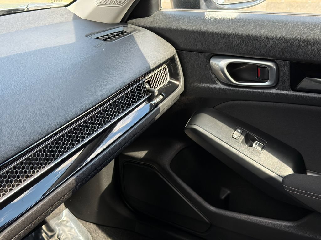Used 2023 Honda Civic EX image 27