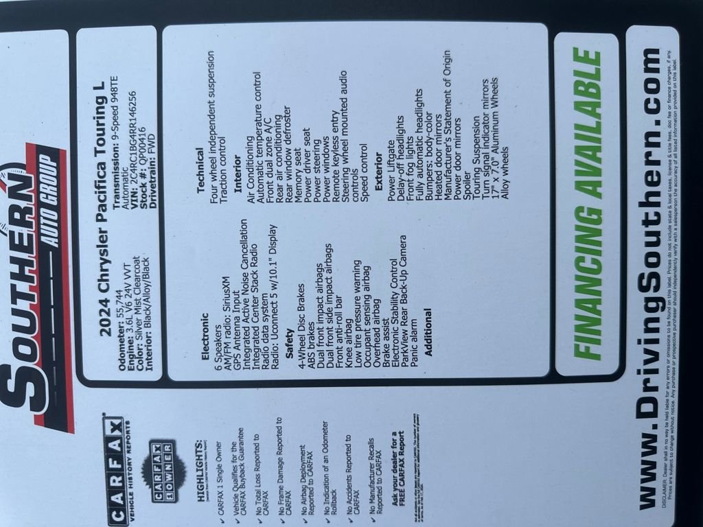 Used 2024 Chrysler Pacifica Touring-L image 14