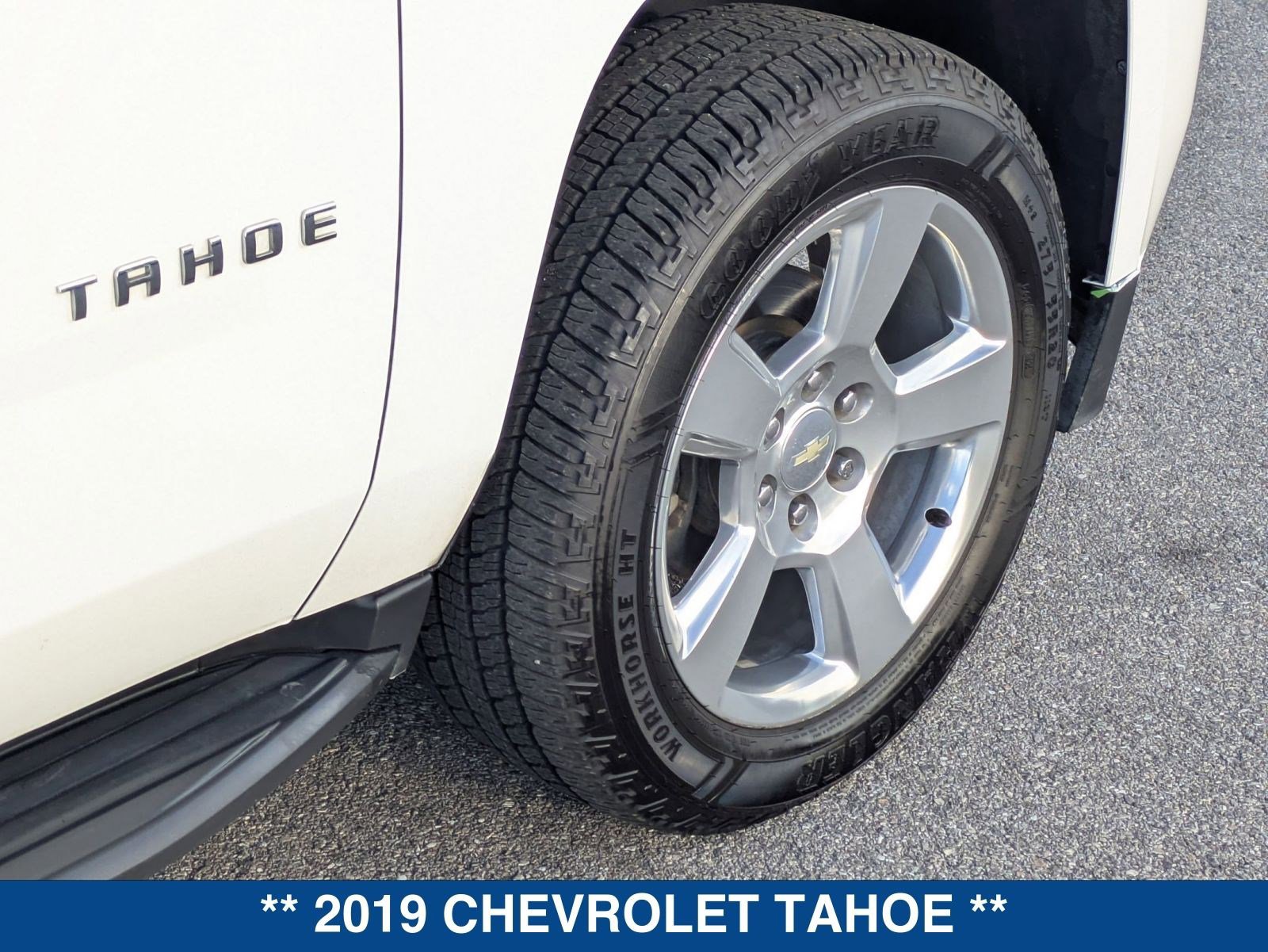 Used 2019 Chevrolet Tahoe LT w/ Luxury Package image 12