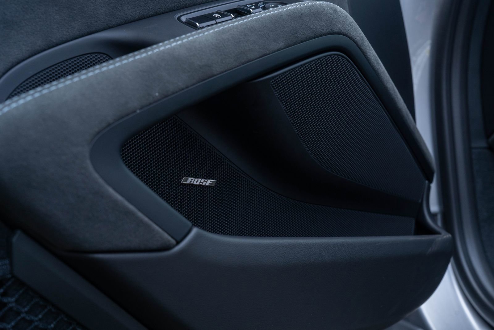 Certified 2025 Porsche 718 Cayman GT4 RS image 24