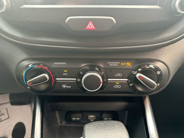 Certified 2022 Kia Soul LX FWD image 18