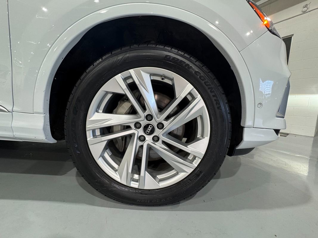 Used 2023 Audi Q7 2.0T Premium w/ Convenience Package image 57