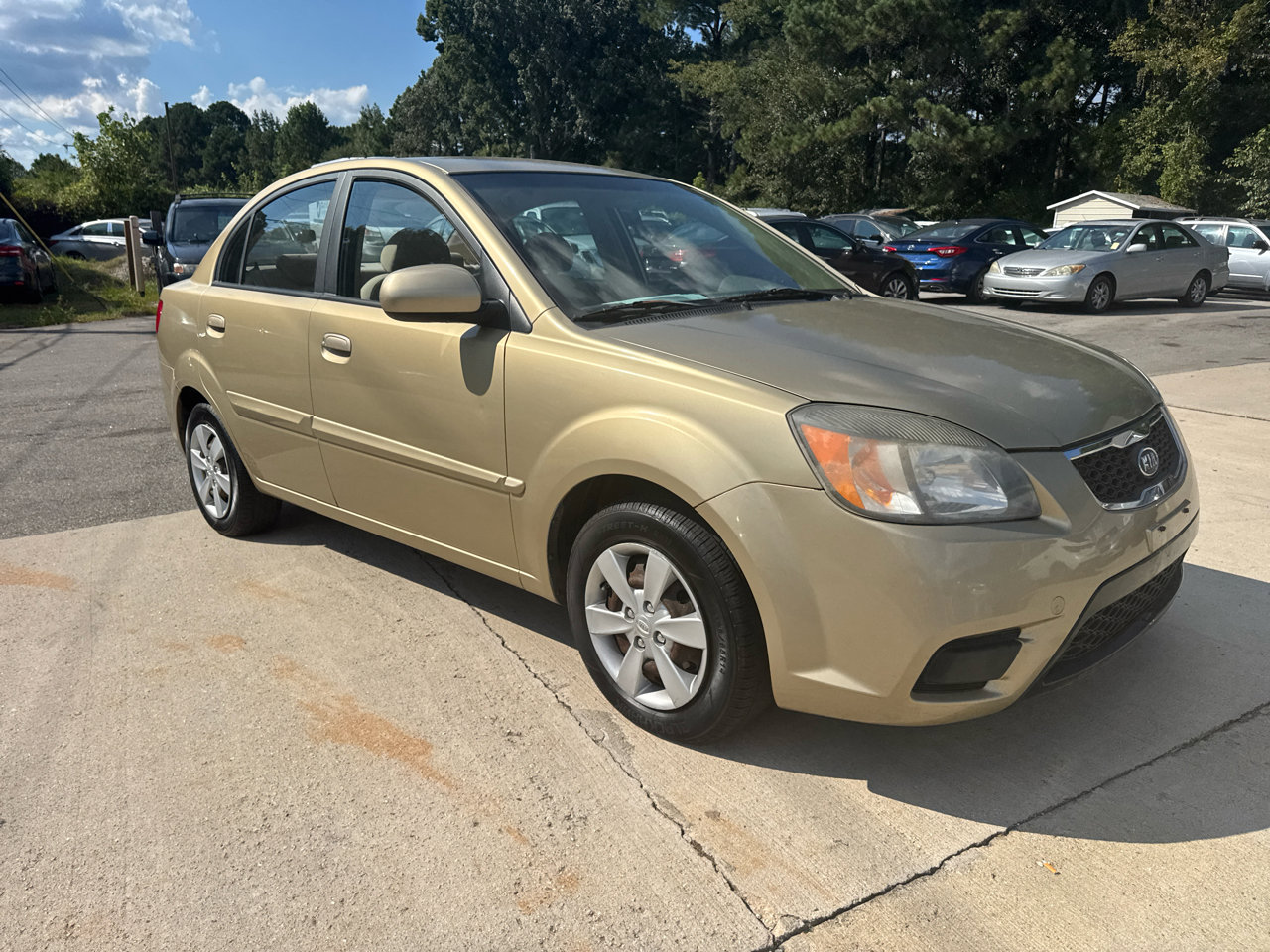 Used 2010 Kia Rio LX image 4