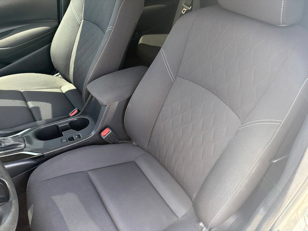 Used 2024 Toyota Corolla LE w/ LE Convenience Package FWD image 19