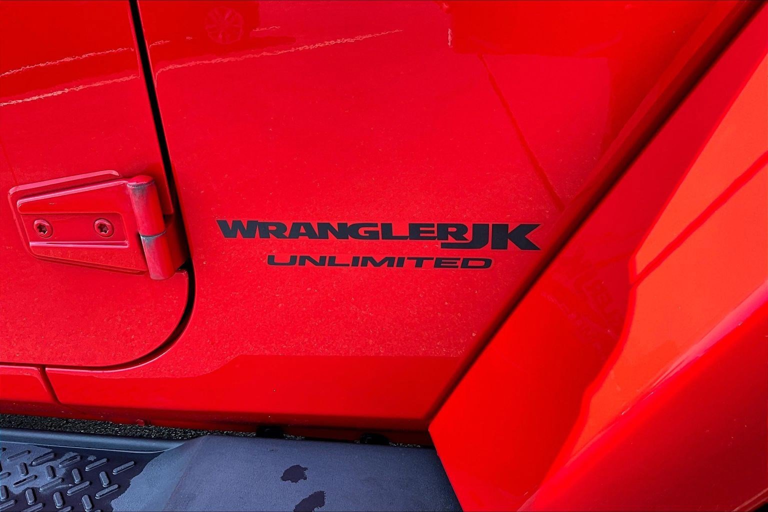 Used 2018 Jeep Wrangler Unlimited Sahara AWD/4WD image 23