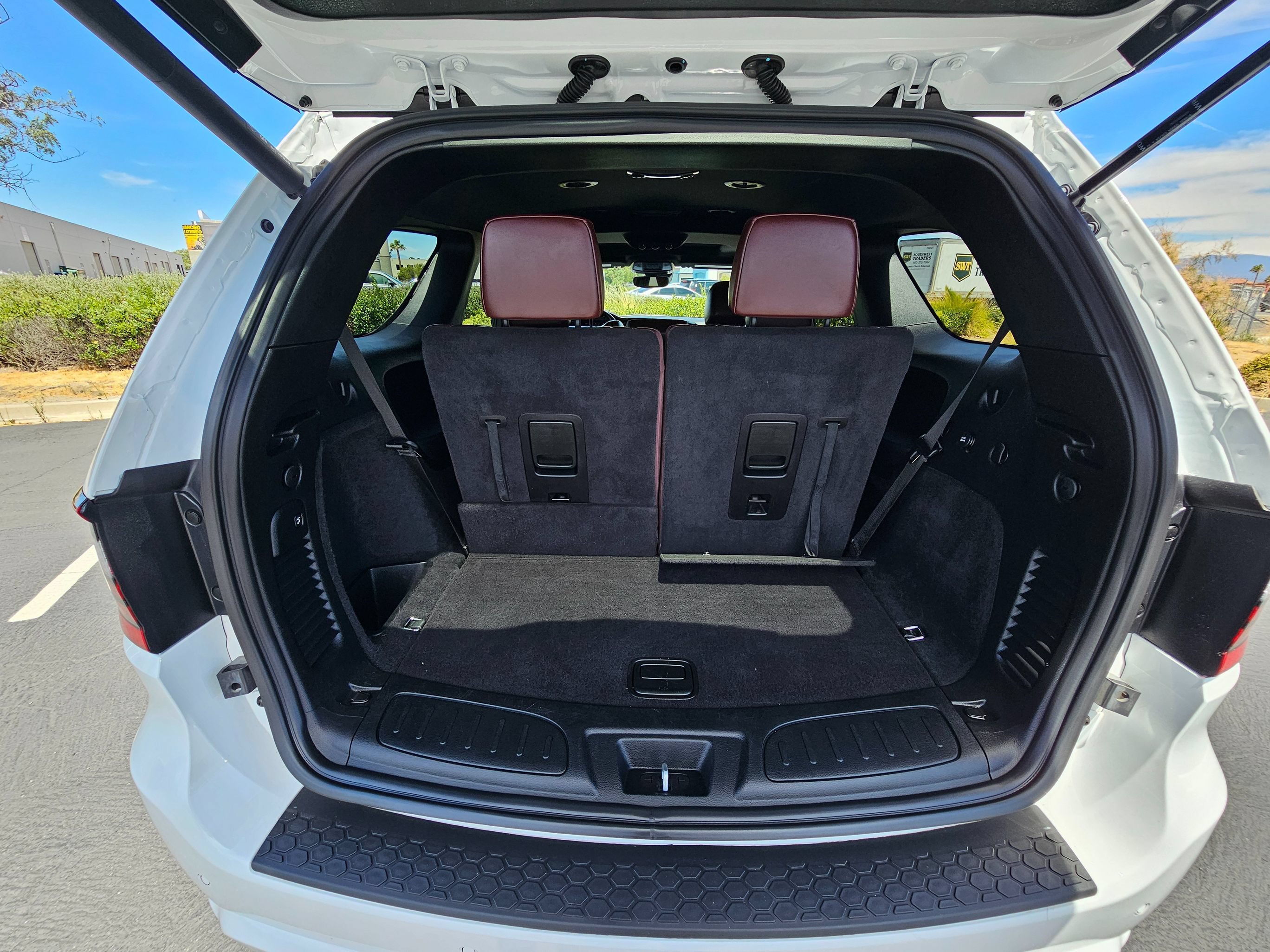 Used 2024 Dodge Durango GT RWD image 29