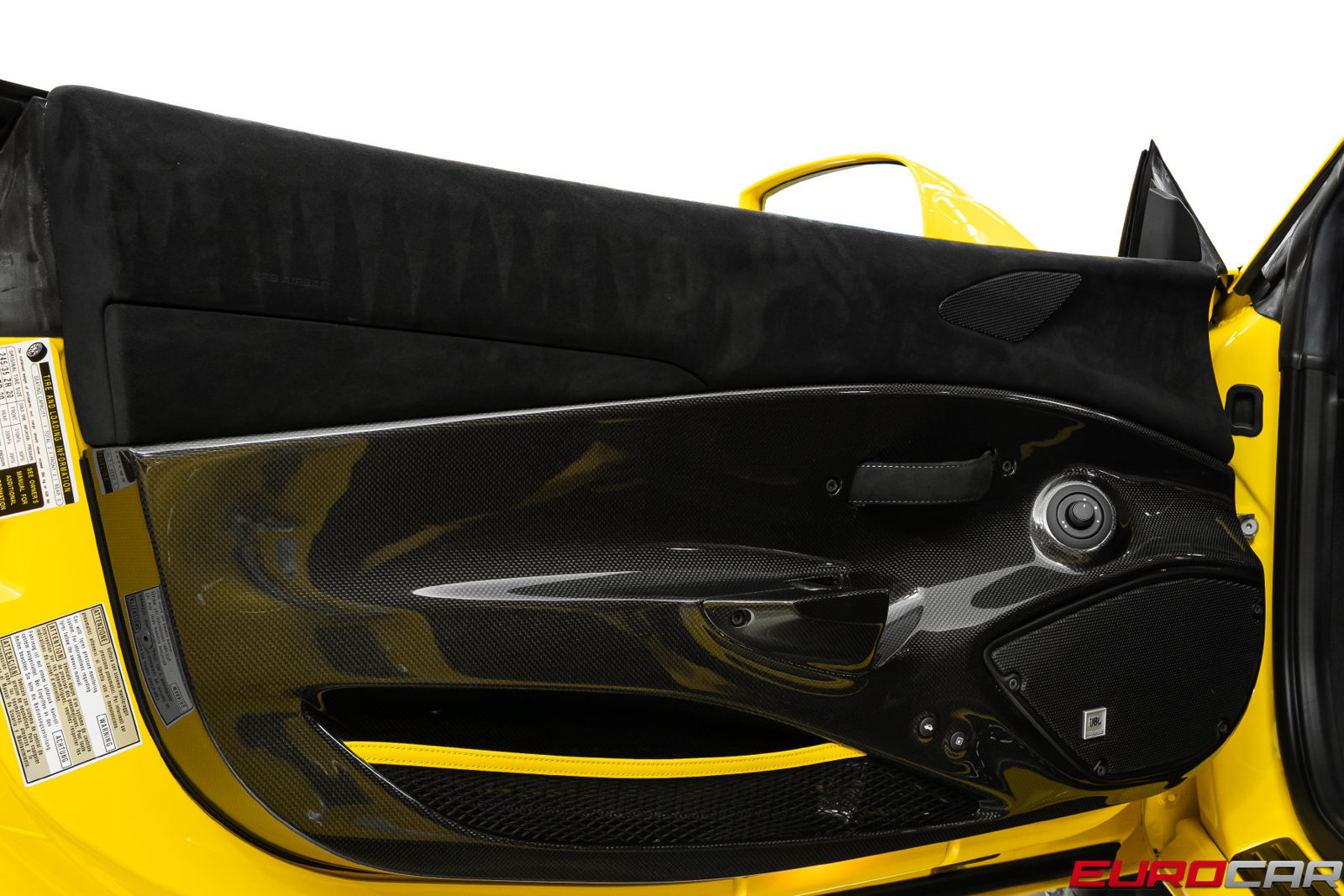 Used 2020 Ferrari 488 Pista Coupe RWD image 33