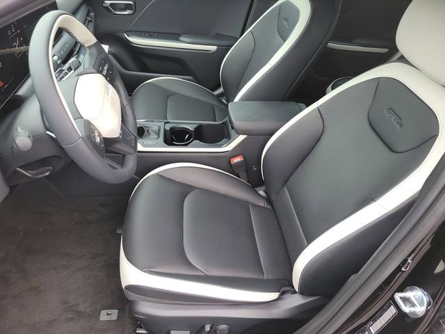 New 2026 Kia K4 GT-Line FWD image 17