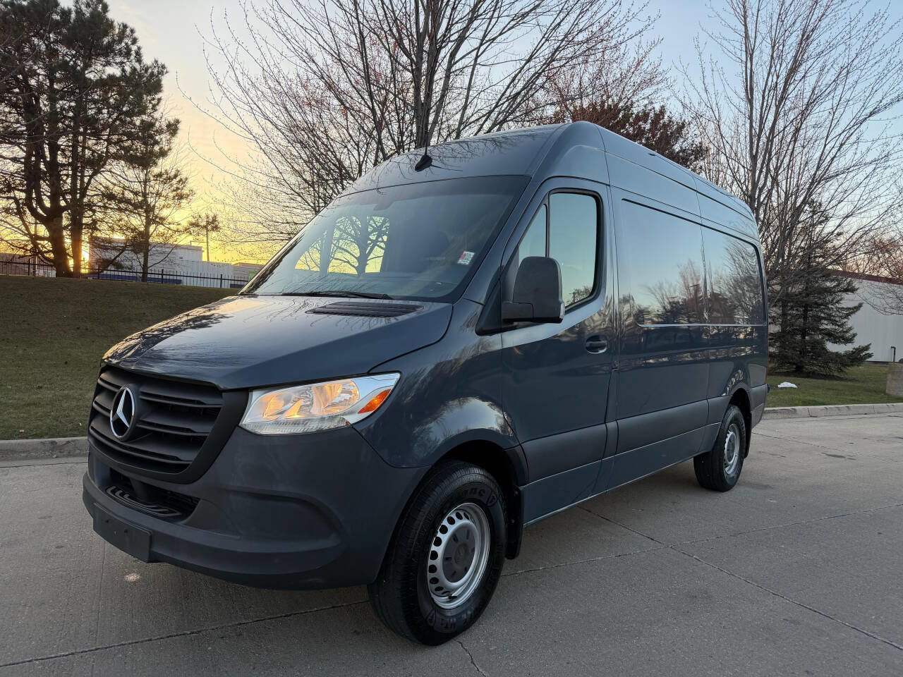 Used 2019 Mercedes-Benz Sprinter 144 image 15