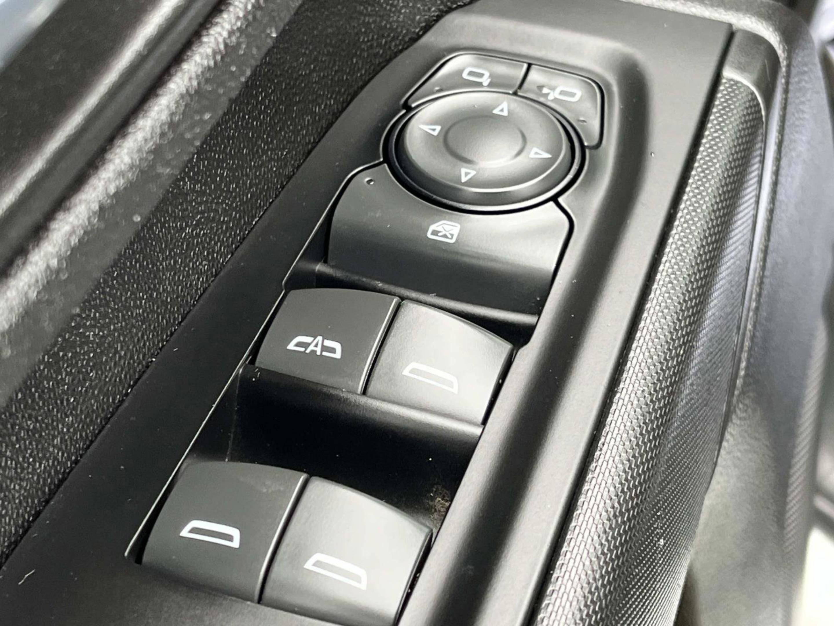 Used 2023 Chevrolet Silverado 2500 Custom image 28