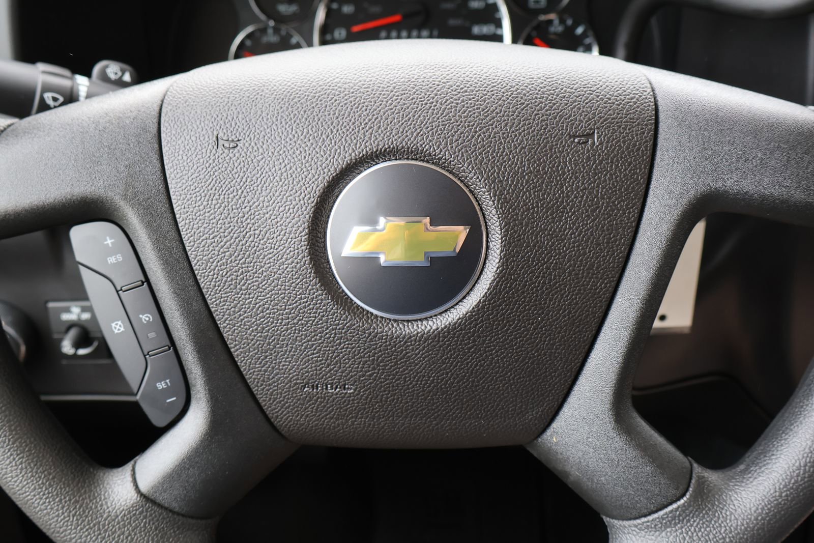 New 2026 Chevrolet Express 3500 LS RWD image 13