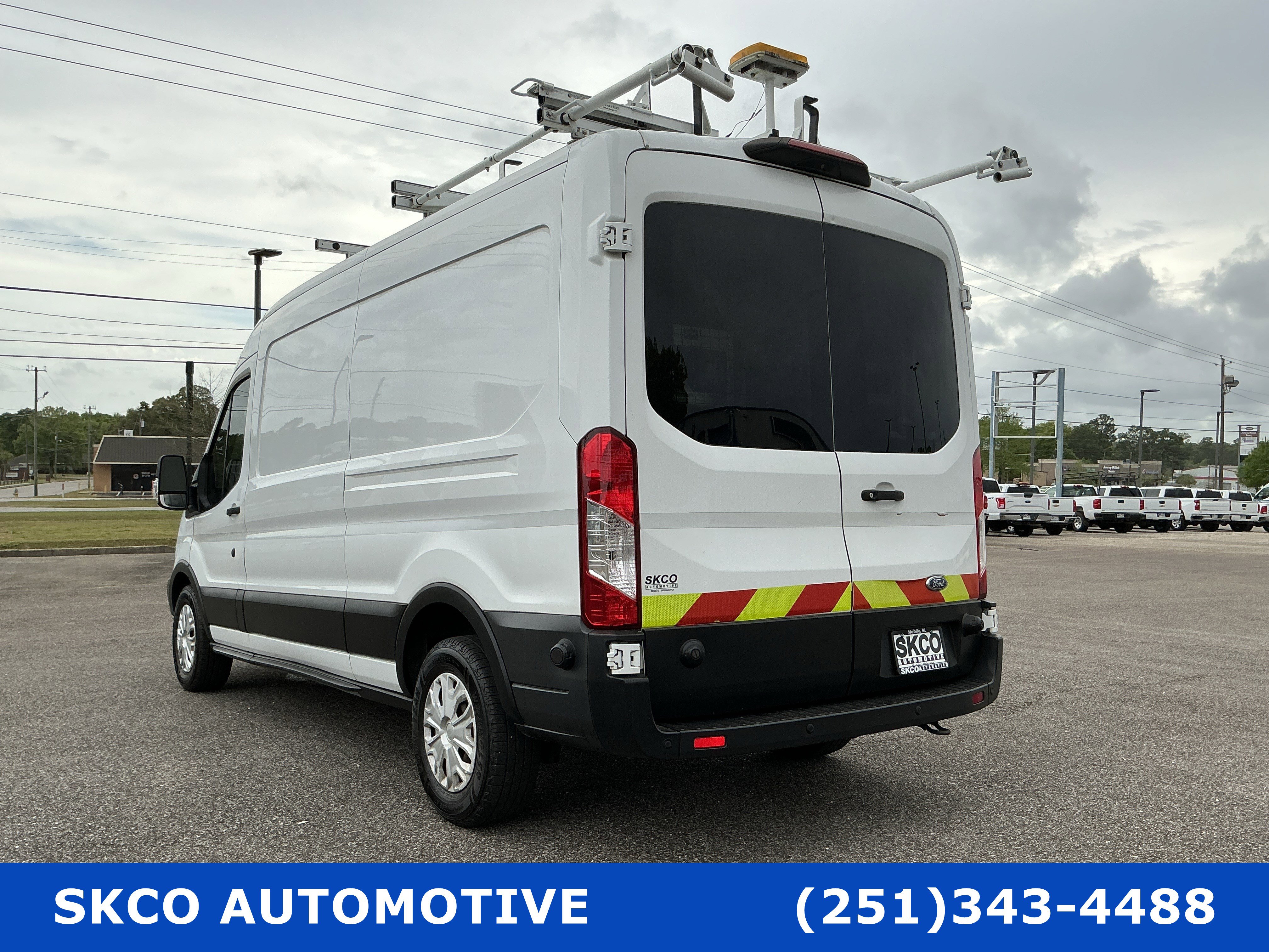 Used 2019 Ford Transit 250 148 Medium Roof w/ Exterior Upgrade Package image 3