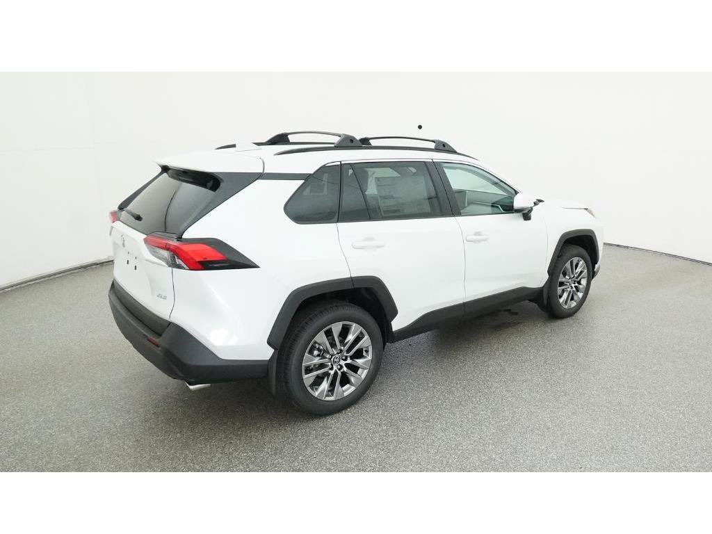 Used 2025 Toyota RAV4 XLE Premium FWD image 12
